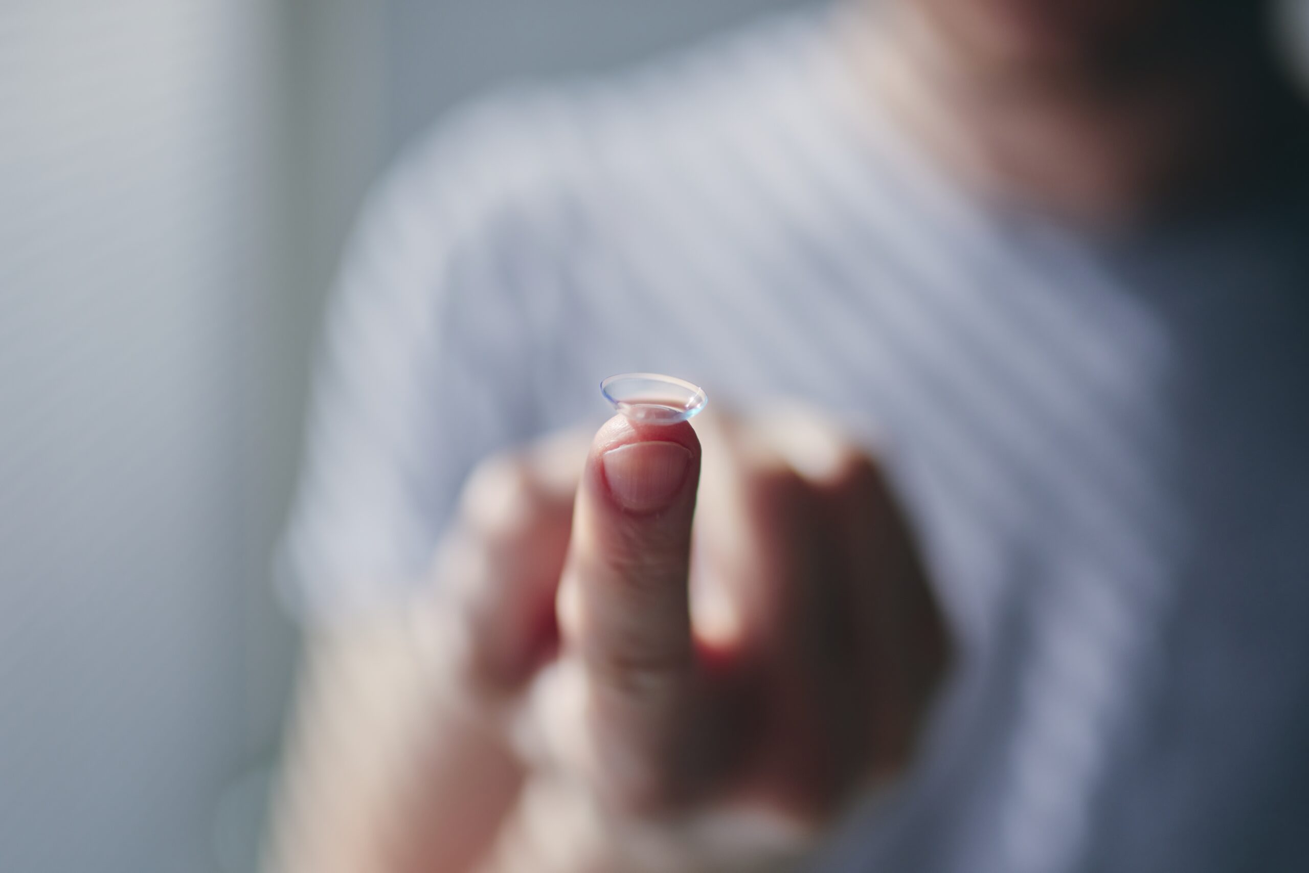 Lentes de Contato: Como colocar, retirar e cuidar das suas!