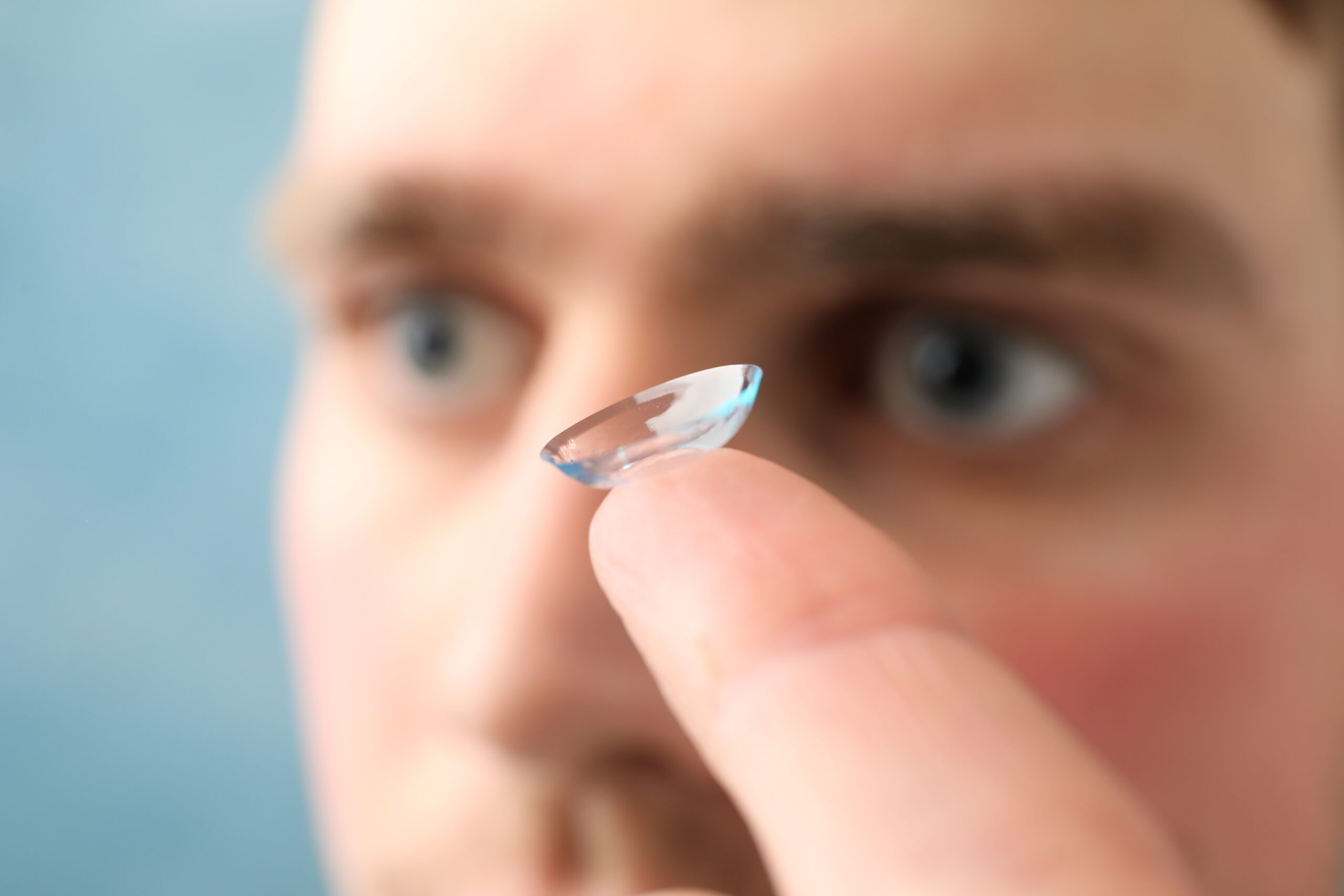 As lentes de contato Bioview proporcionam uma adaptação rápida e precisa.
