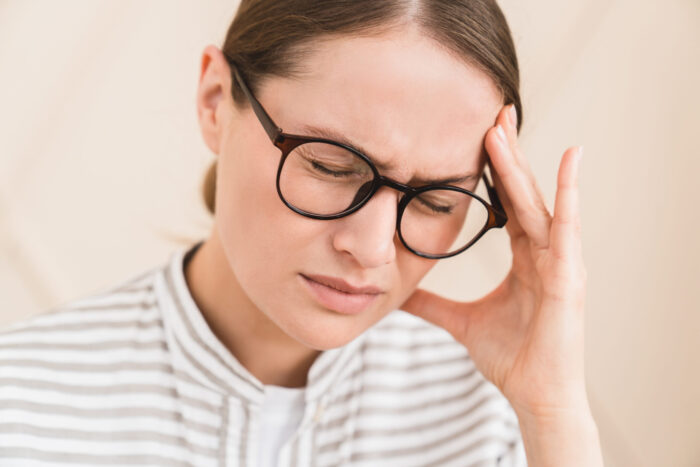 Olhos ressecados: quais as causas e como evitar