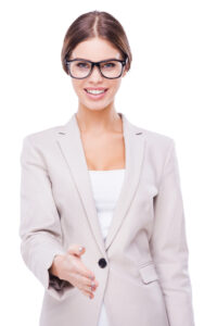 7 Critérios importantes na escolha das lentes de contato para seu consultório